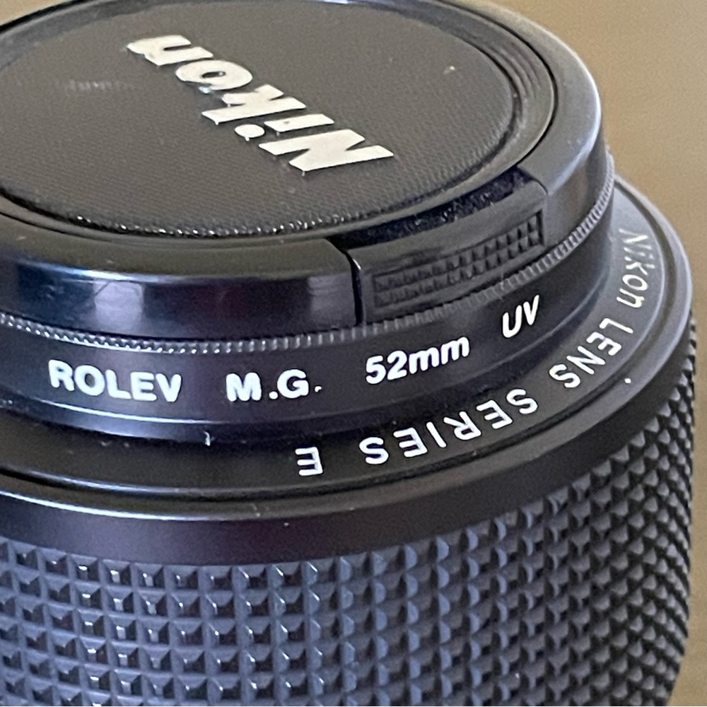 NIKON CAMERA 📷 AND LENS EXCELLENT CONDTION VINTAGE.  SOLD AS SET ONLY! - Picture 2 of 15